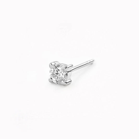 Close-up of a single 14k White Gold Diamond Stud Earring 3mm - Aria (Single) on a white background