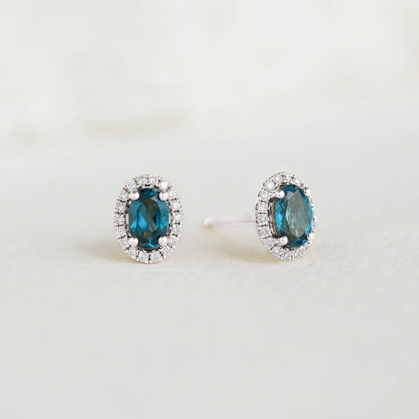 Hattuşaş : London Blue Topaz Earring 123.48Cts Natural London Blue Topaz USA Cushion Cut