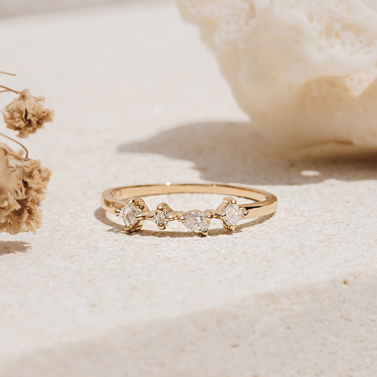 Irregular lab grown diamond ring in 14k yellow gold