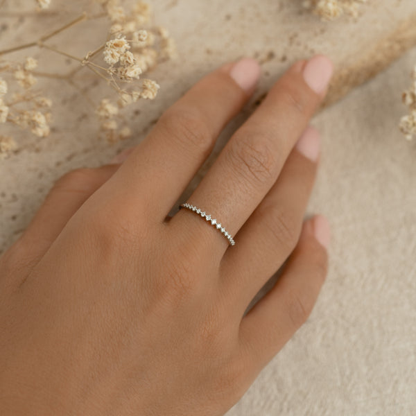 keira-28-ophelia-ring-14k-wg-