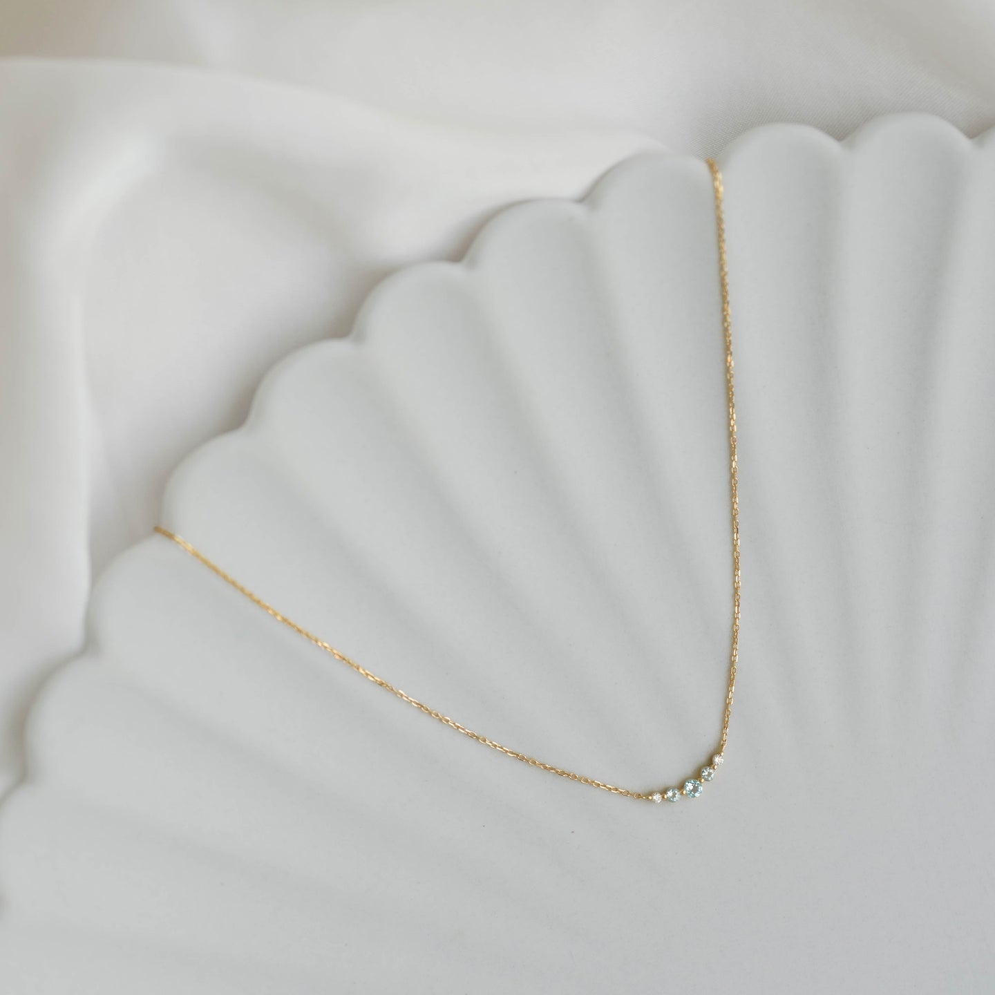 Gemstone Curved Bar Necklace 14k Gold - Ginevra
