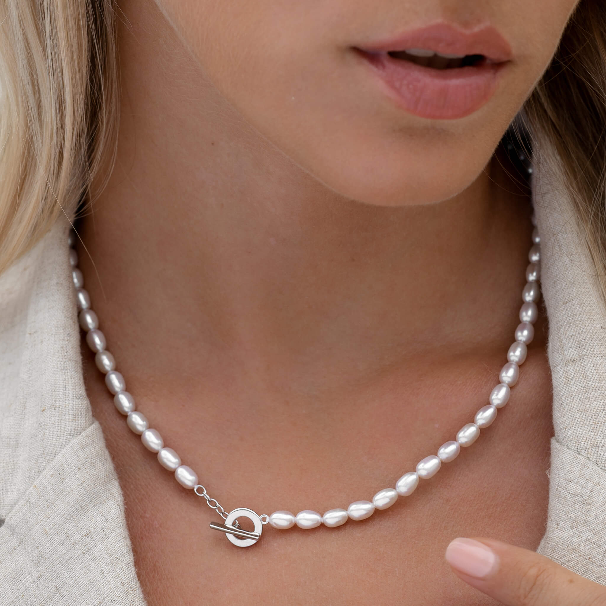 PRY シュウト　 Silver & White Pearl Necklace silver-white-pearl-chain-
