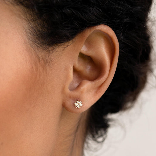 14k yellow gold stud earrings with white topaz stones