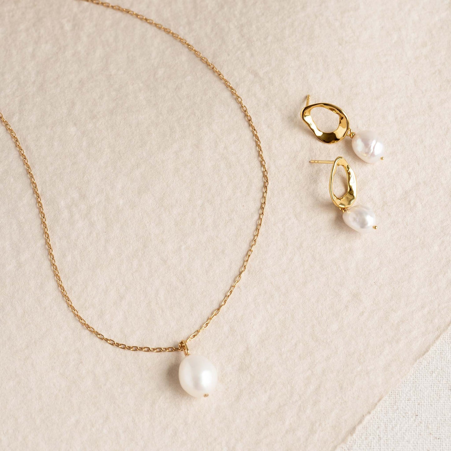 Baroque Pearl Necklace and Earring Set 2