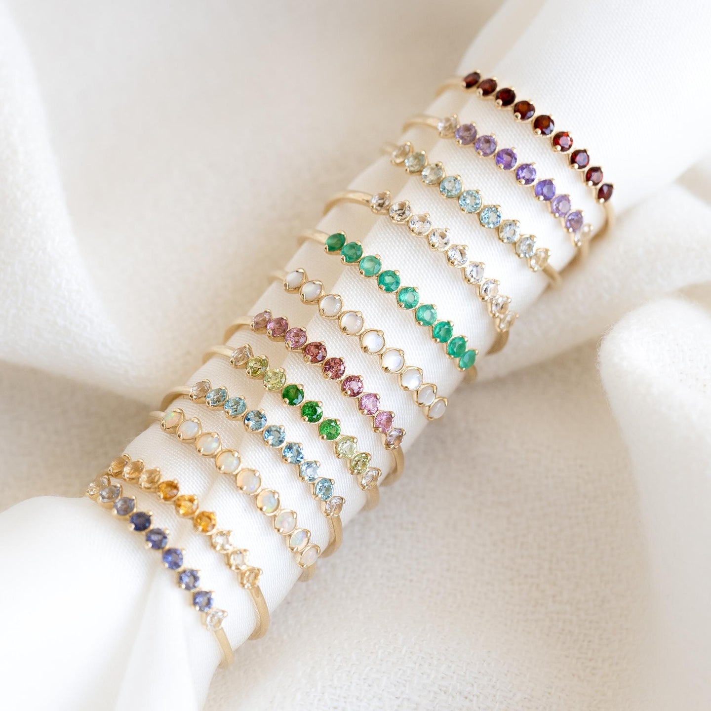 September Birthstone Ring 14k Gold Ombre London Blue Topaz Linjer September birthstone ring 14k gold ombre london blue topaz linjer