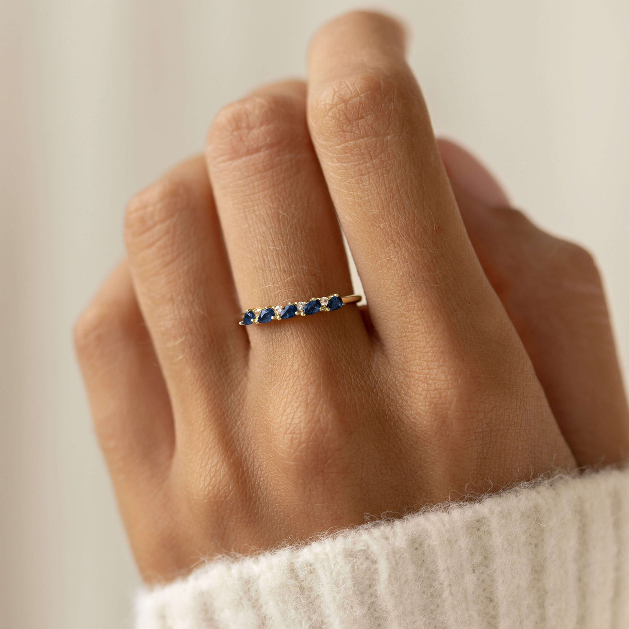 Half Eternity Ring 02 9号 Sapphire Half Eternity Ring 14k Gold - Capriana | Linjer Jewelry