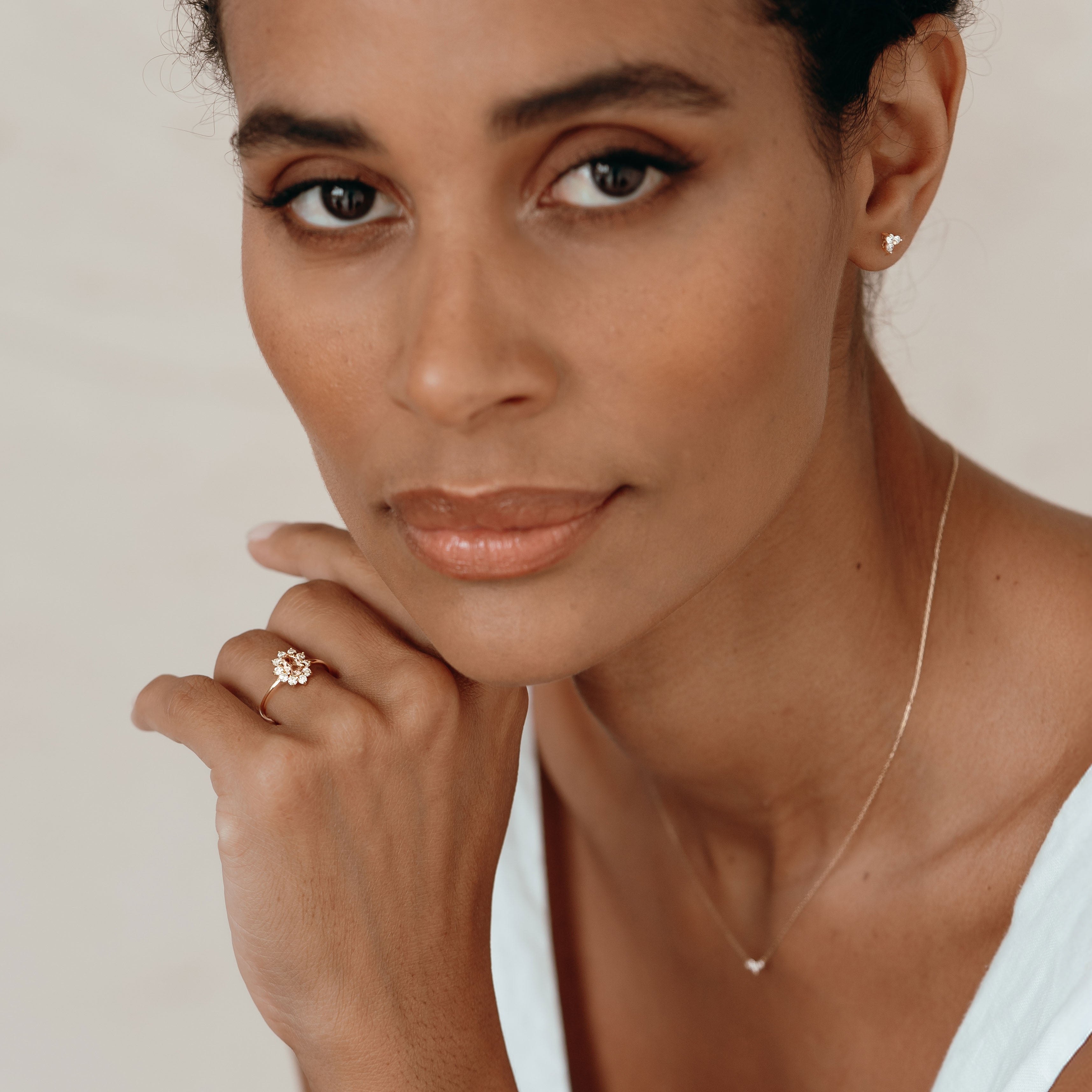 Sunburst Morganite Halo Ring - Evelina | Linjer Jewelry