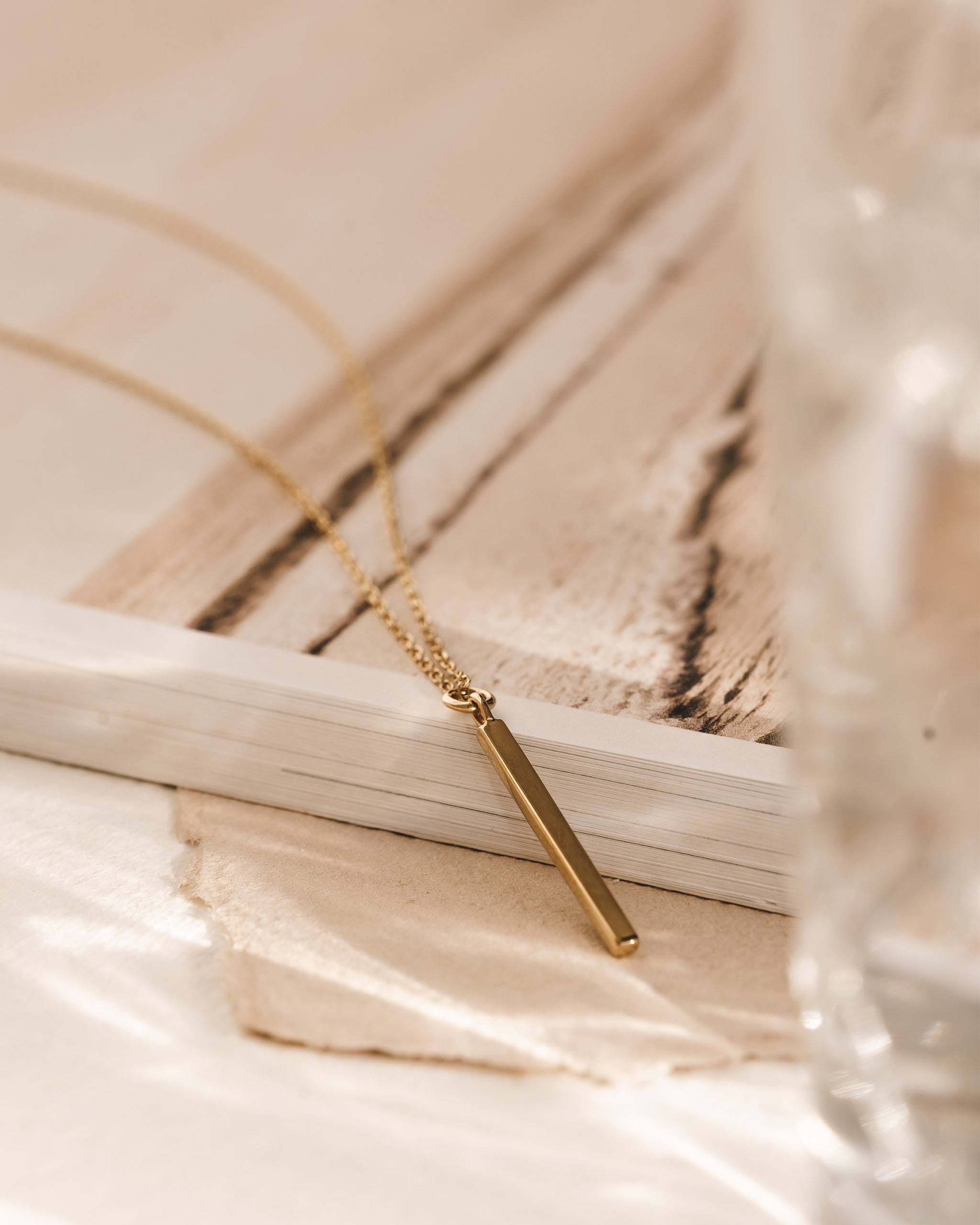 Vertical gold bar necklace