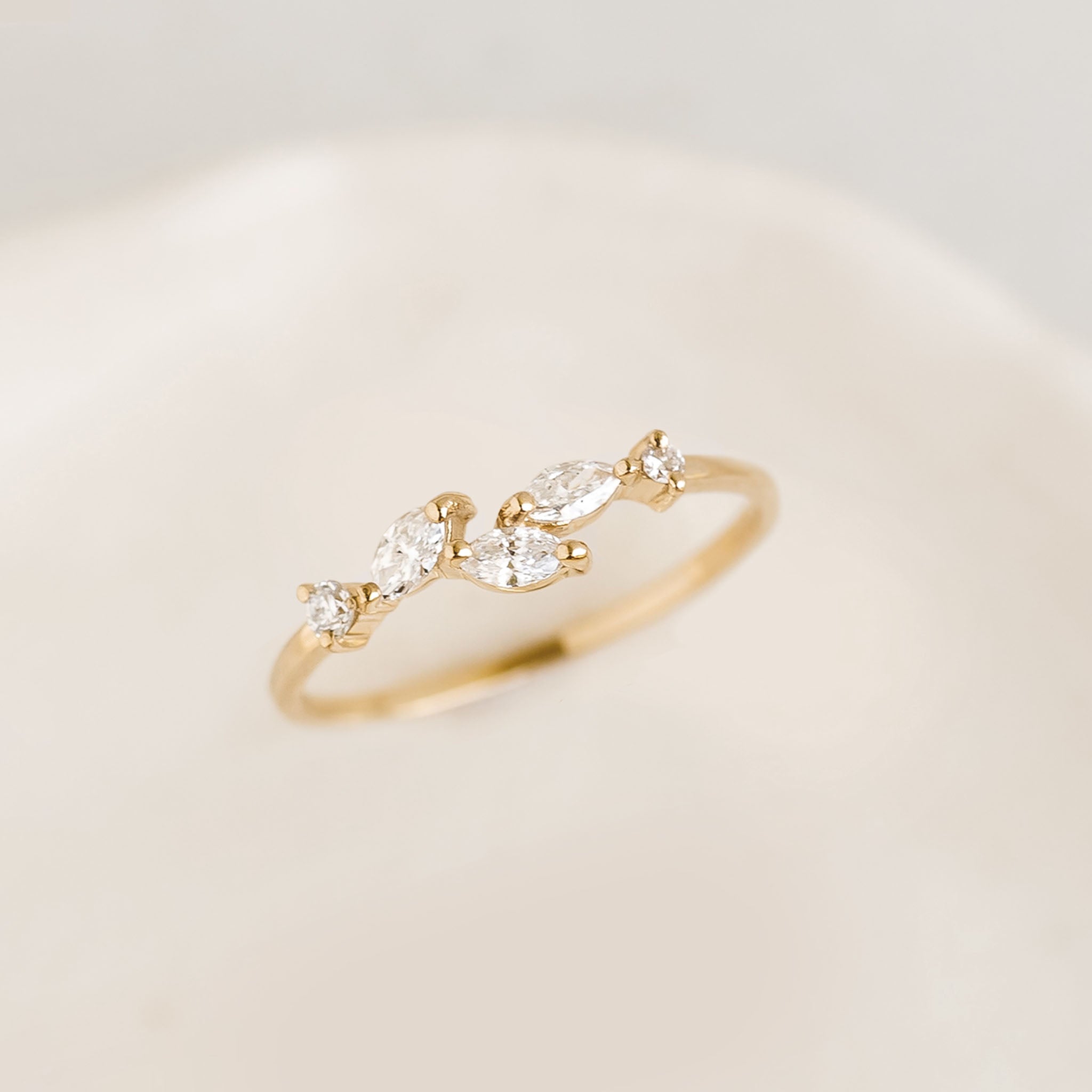 Diamond leaf ring in 14k yellow gold