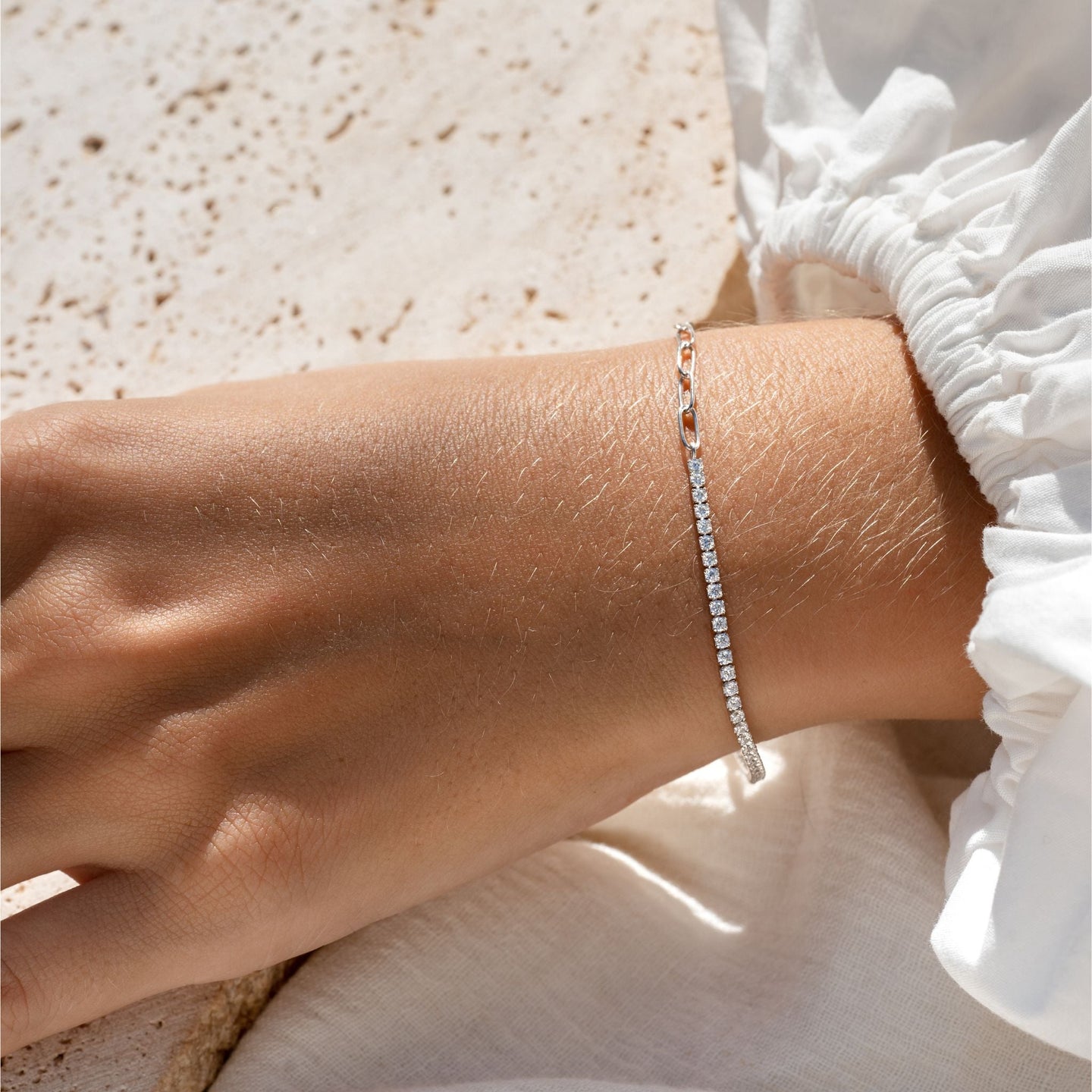 Buying A Diamond Bracelet - 5 Things You Need To Know – All Diamond