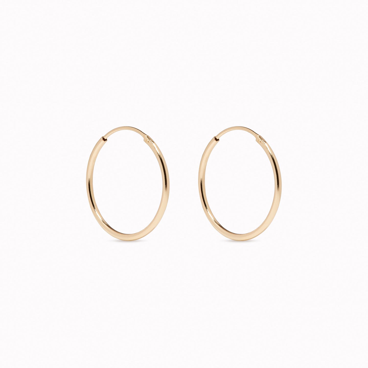 14k Solid Gold, 18mm