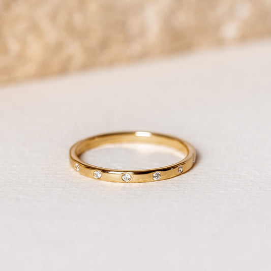 Gold vermeil band with bezel-set gemstones