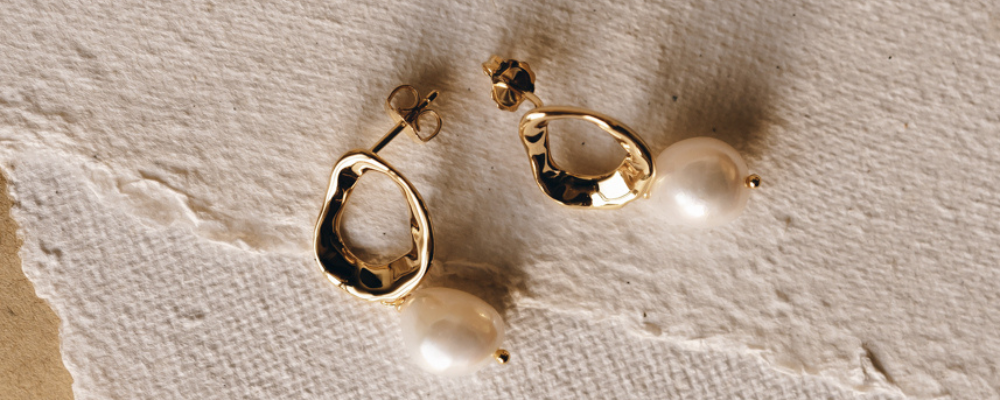 how to clean pearls - pearl drop earrings - mathilde 
