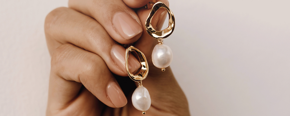 Trendy Earrings - Pearl Drop Earrings - Mathilde 