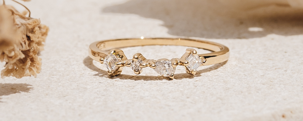 Anniversary Jewelry - Diamond Ring - Ilse Luxe