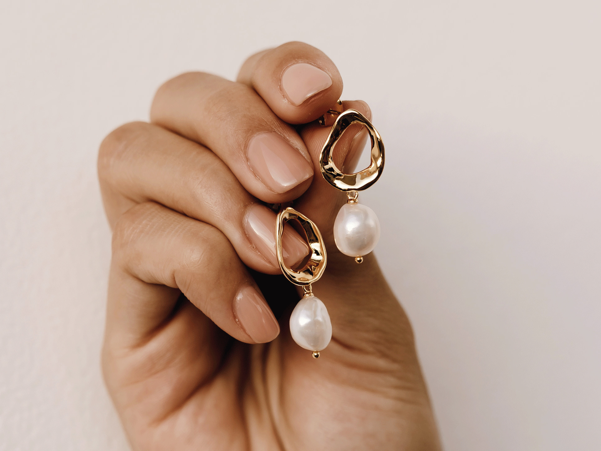 Bridesmaids Jewelry - Pearl Drop Earrings - Mathilde 