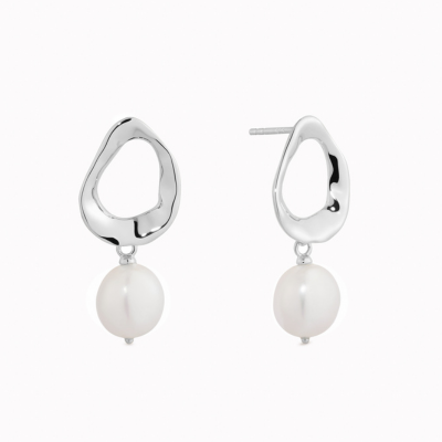 White Gold vs Silver - Pearl Drop Earrings Silver - Mathilde
